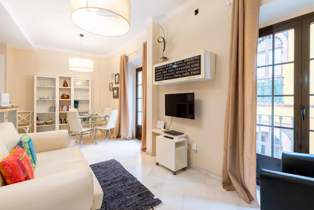 Precioso Y Moderno Apartamento En Centro De Sevilla 0*, Seville Spain