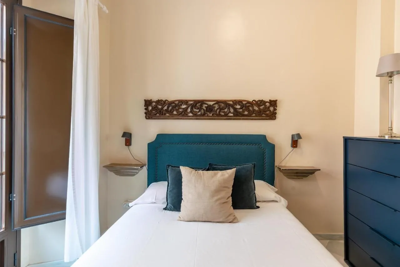 Daire Precioso y moderno apartamento en centro de Sevilla