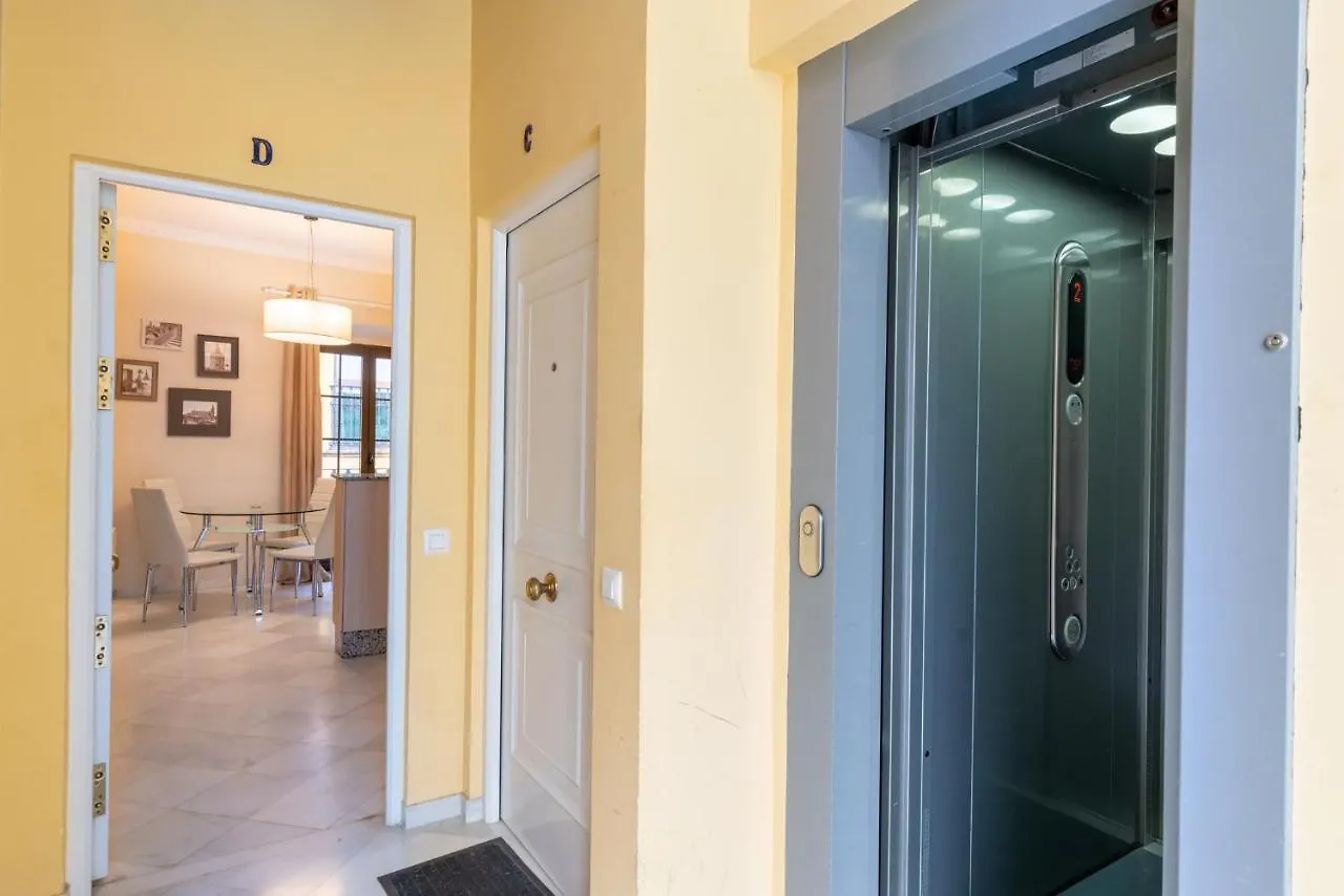 Precioso Y Moderno Apartamento En Centro De Sevilla 0*, Seville